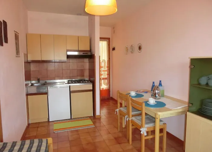 Cozy One Bedroom With Pool And Ac *