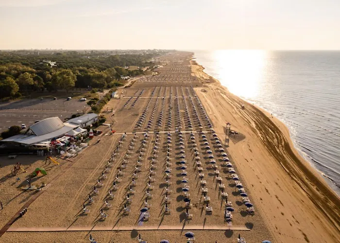 Cozy One Bedroom With Pool And Ac Bibione